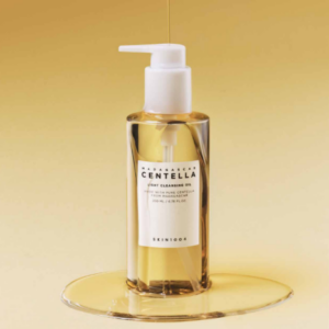 MADAGASCAR CENTELLA LIGHT CLEANSING OIL