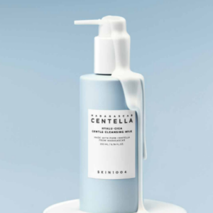 MADAGASCAR CENTELLA HYALU-CICA GENTLE CLEANSING MILK