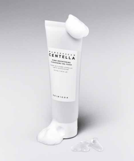 MADAGASCAR CENTELLA TONE BRIGHTENING CLEANSING GEL FOAM